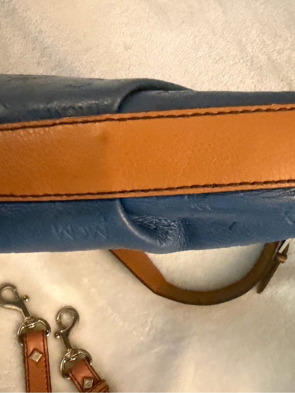 MCM Blue Leather Shoulder Bag with Tan strap - Picture 5 of 11